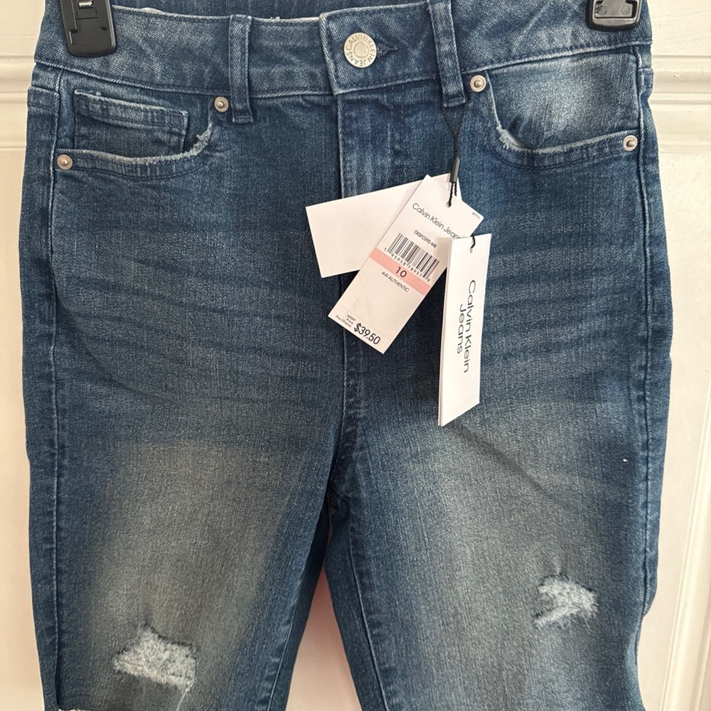 Calvin Klein Jeans Junior Girls Distressed Denim Shorts